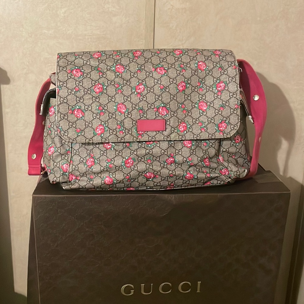 Authentic gucci diper bag